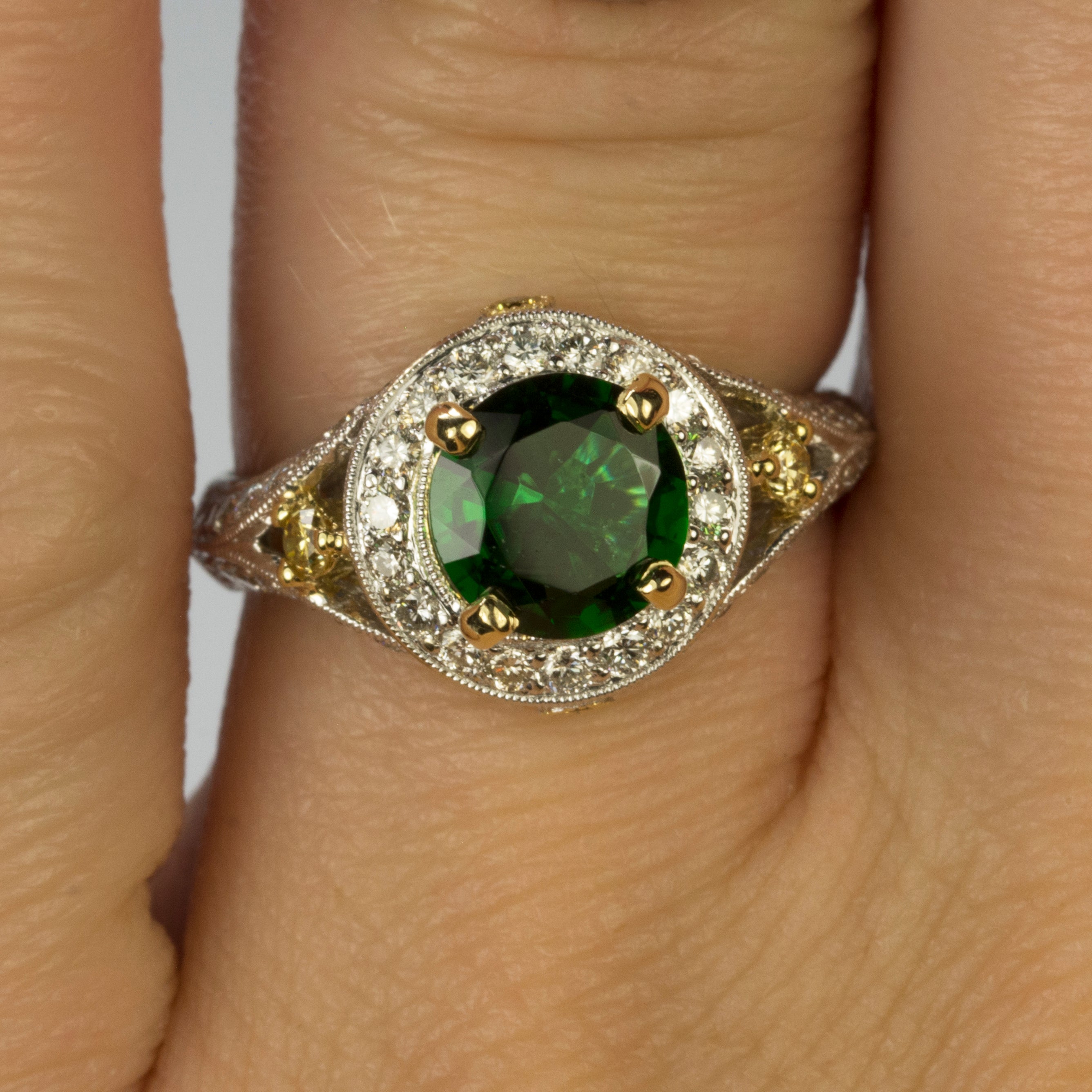 18k Chrome Tourmaline Ring