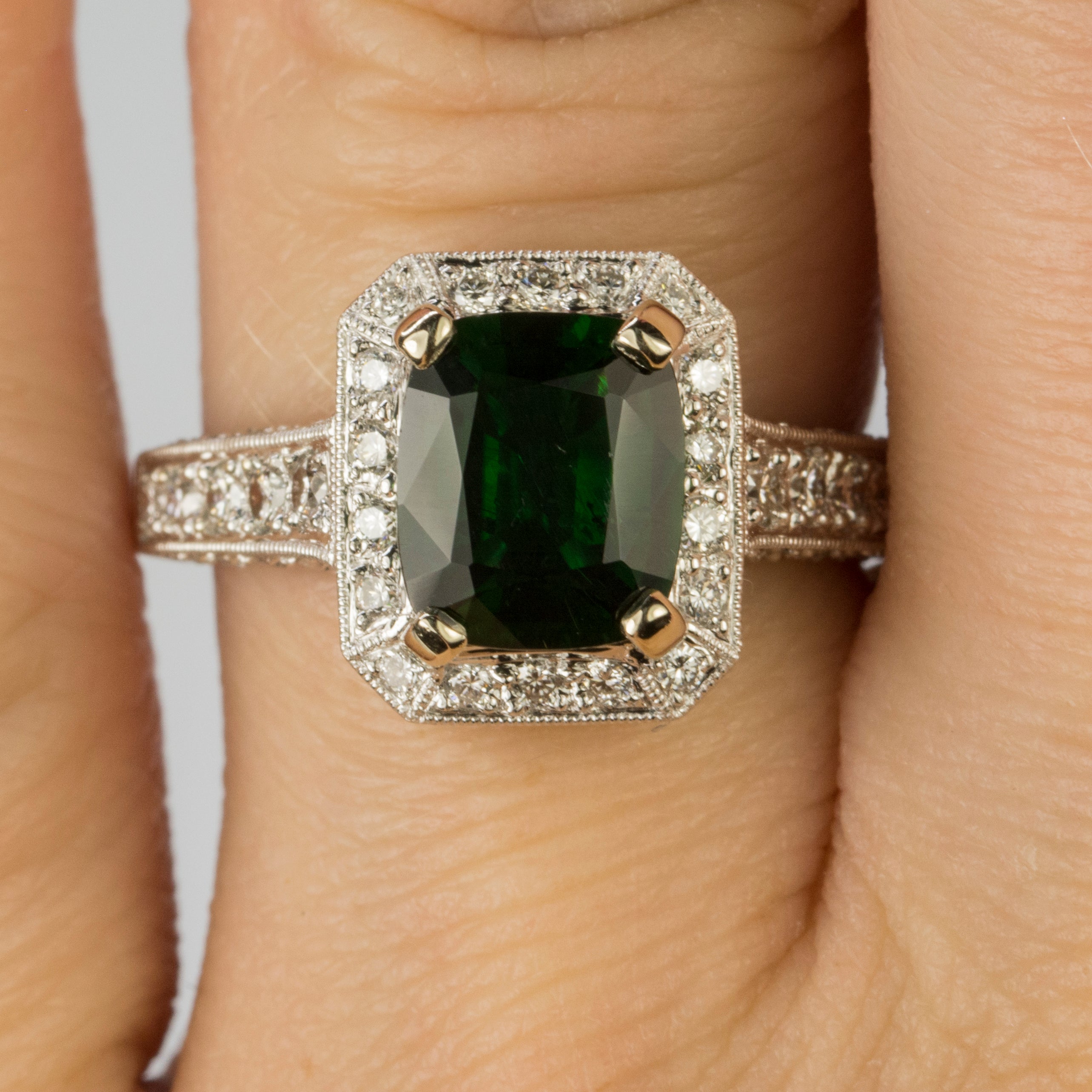 18k Chrome Tourmaline Ring