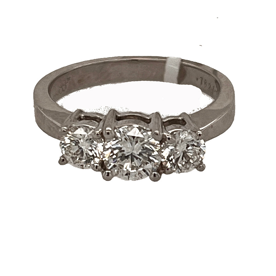 18k Three Stone Diamond Ring