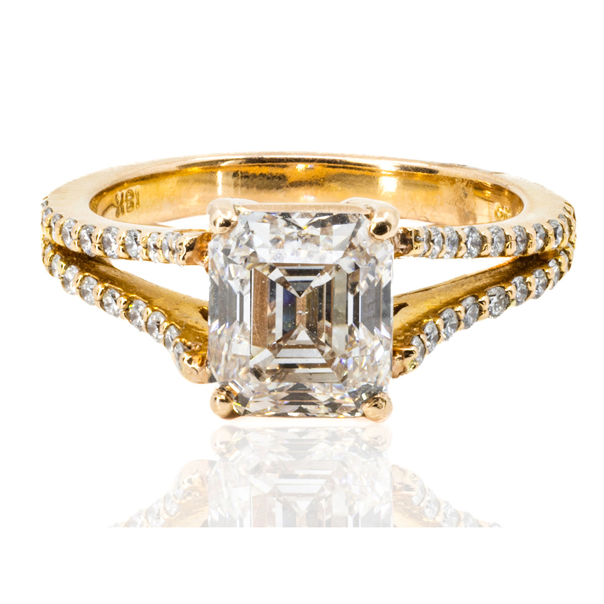 2.02 Emerald Cut K VS2 GIA Ring