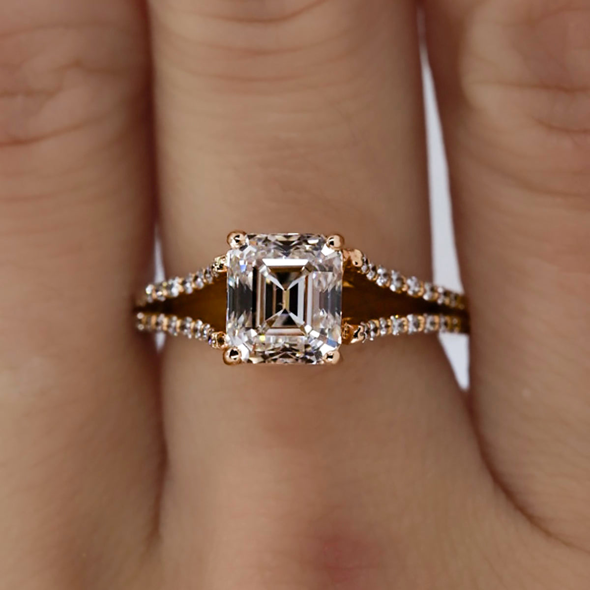 2.02 Emerald Cut K VS2 GIA Ring
