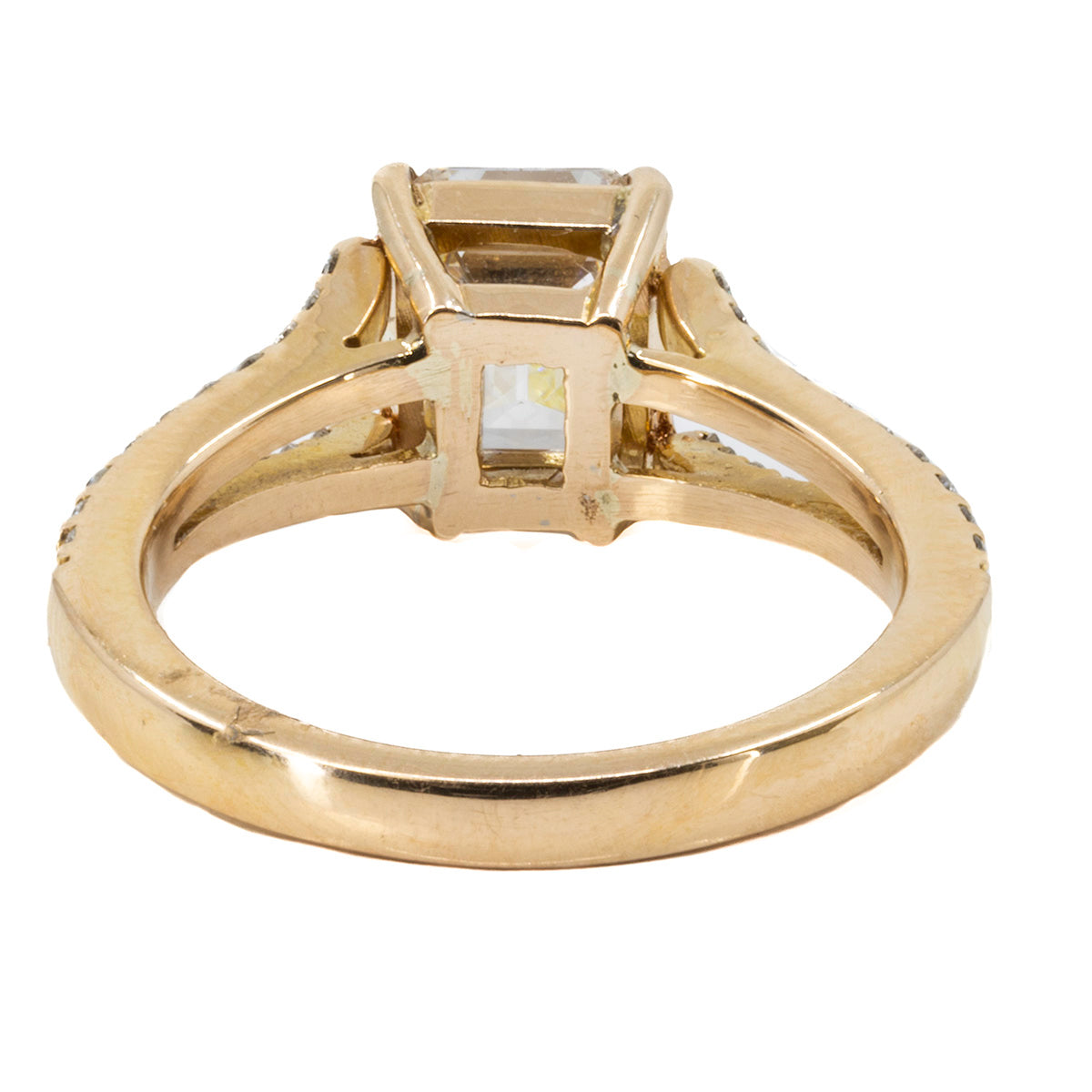 2.02 Emerald Cut K VS2 GIA Ring