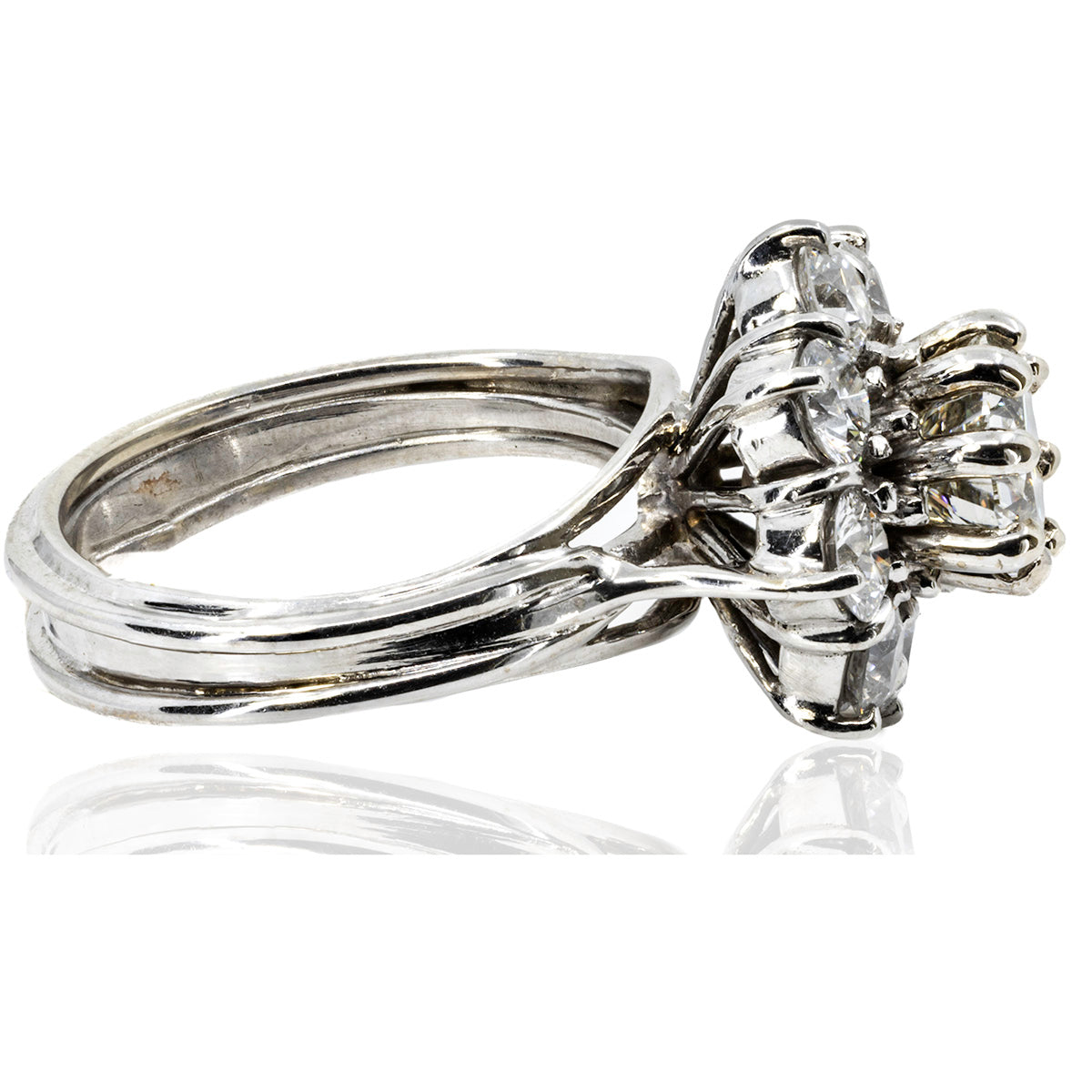 1.23 Round H VVS1 GIA Ring