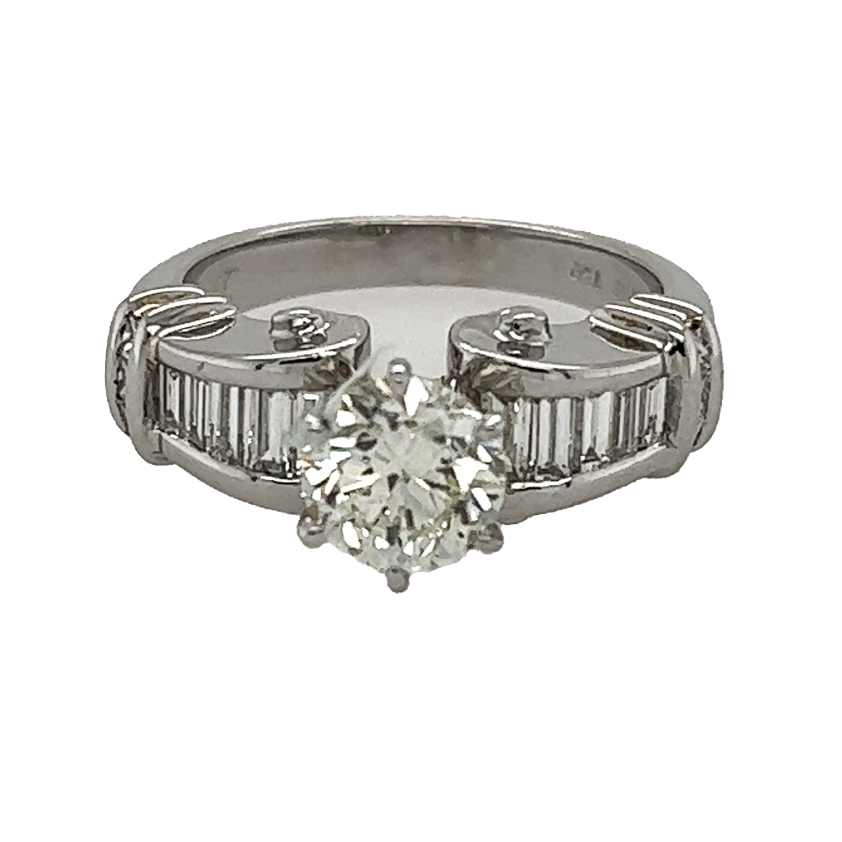 1.24 Round M VS1 GIA Ring