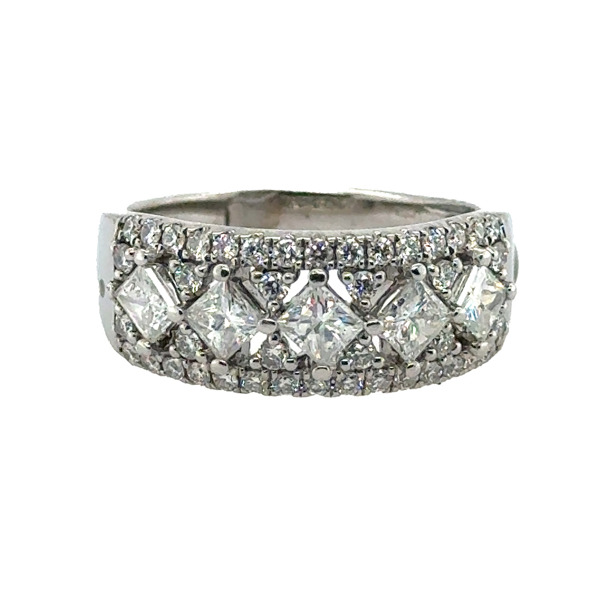 "Leo" Diamond Band