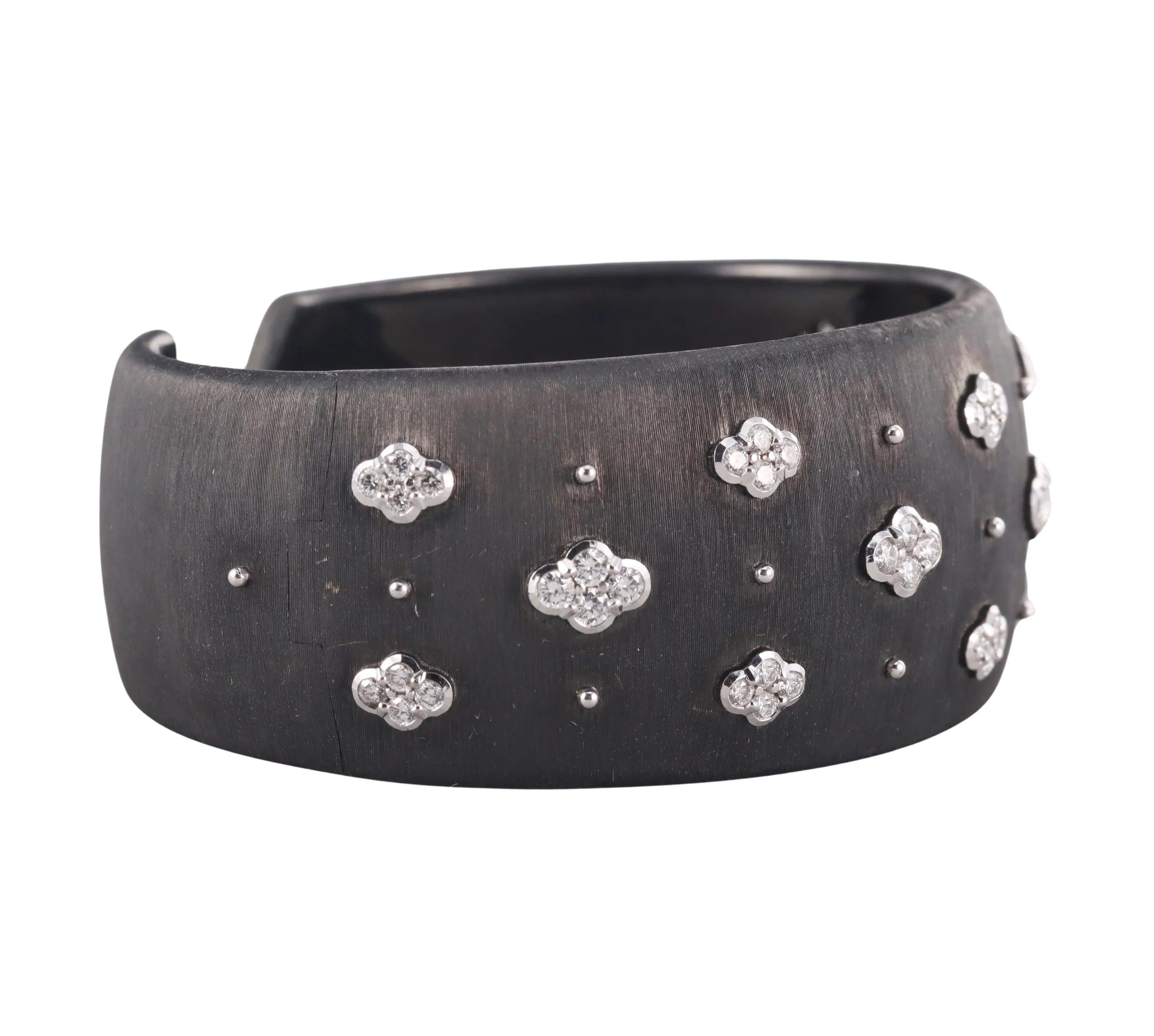 18k Buccellati Diamond Bangle