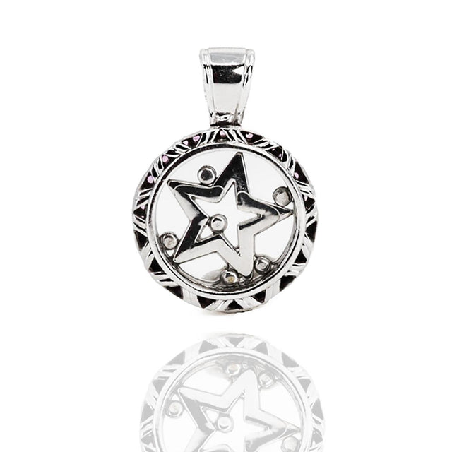 18k Floating Star Pendant