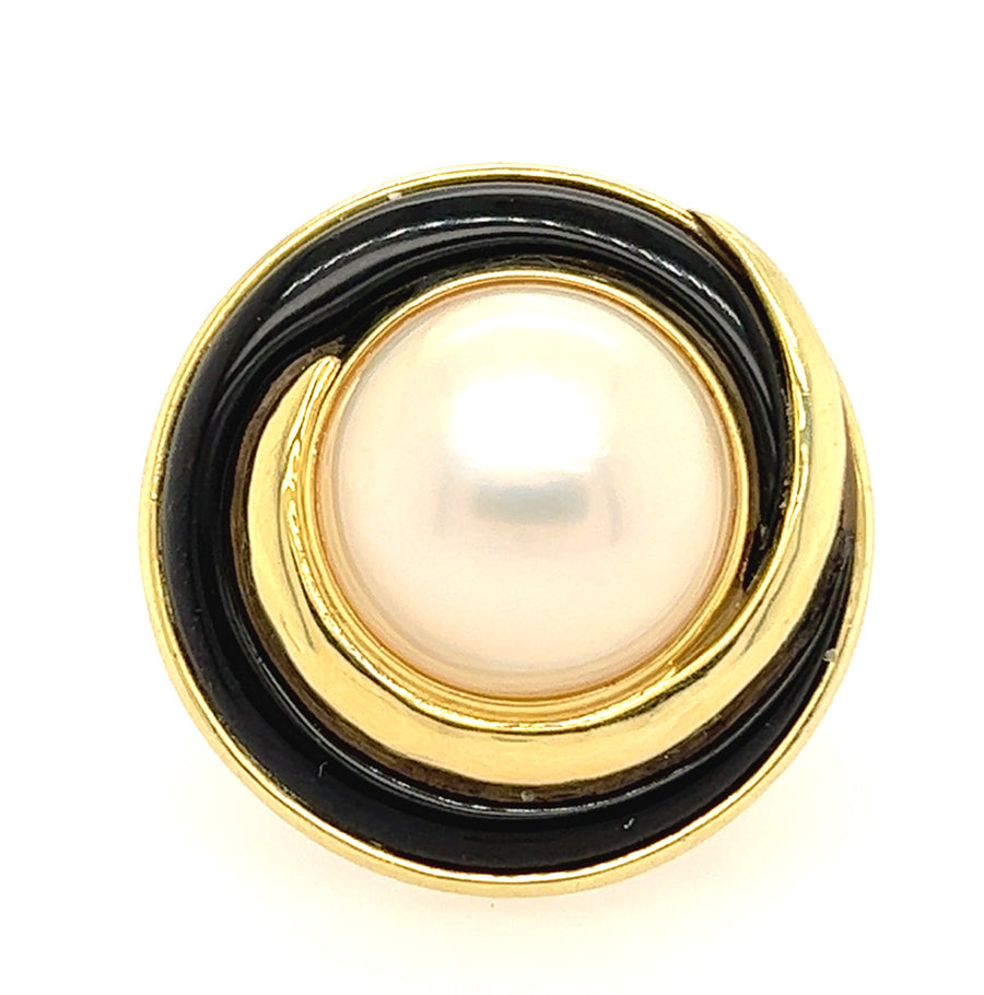 Stunning Onyx and Mabe Pearl Ring