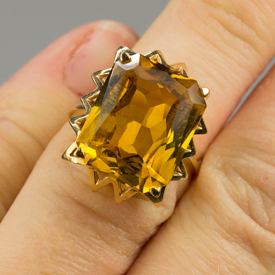 18k Topaz Ring