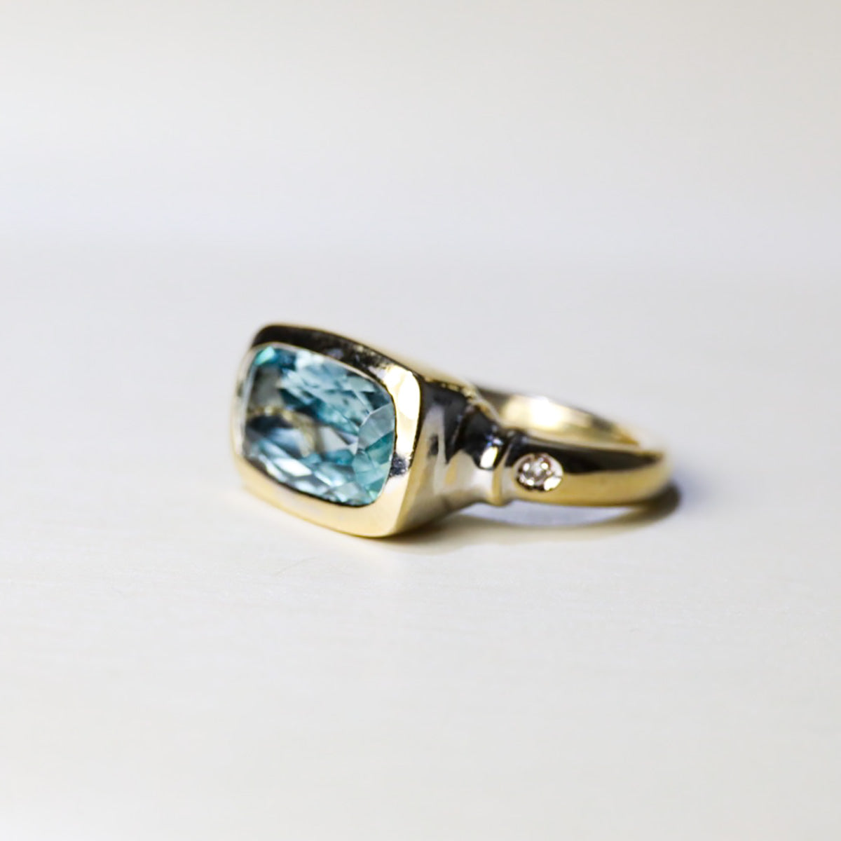 Manfredi 18k Aquamarine Ring