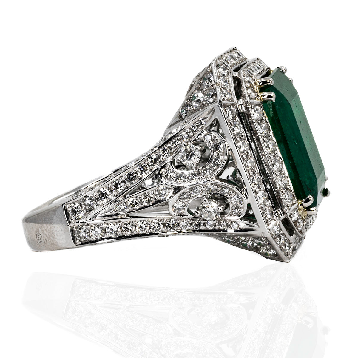 6.81 Carat Colombian Emerald Ring