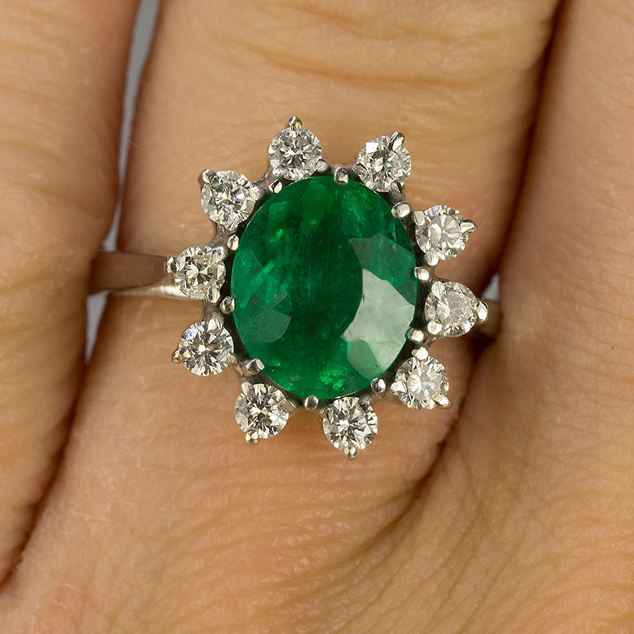 18k Emerald Ring