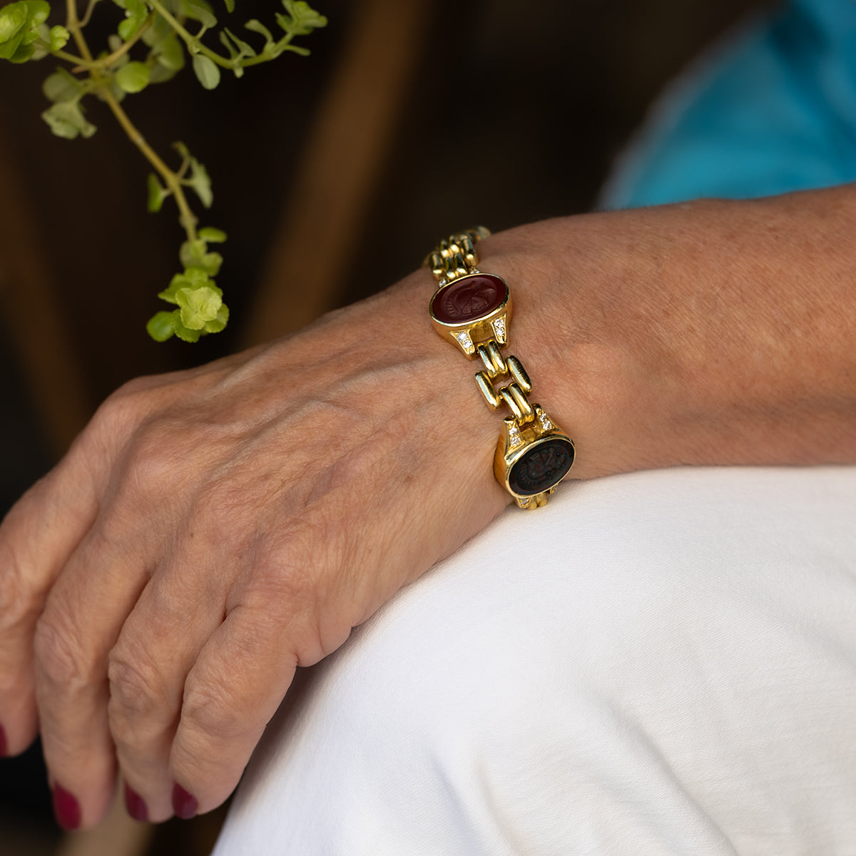 18k Intaglio Bracelet