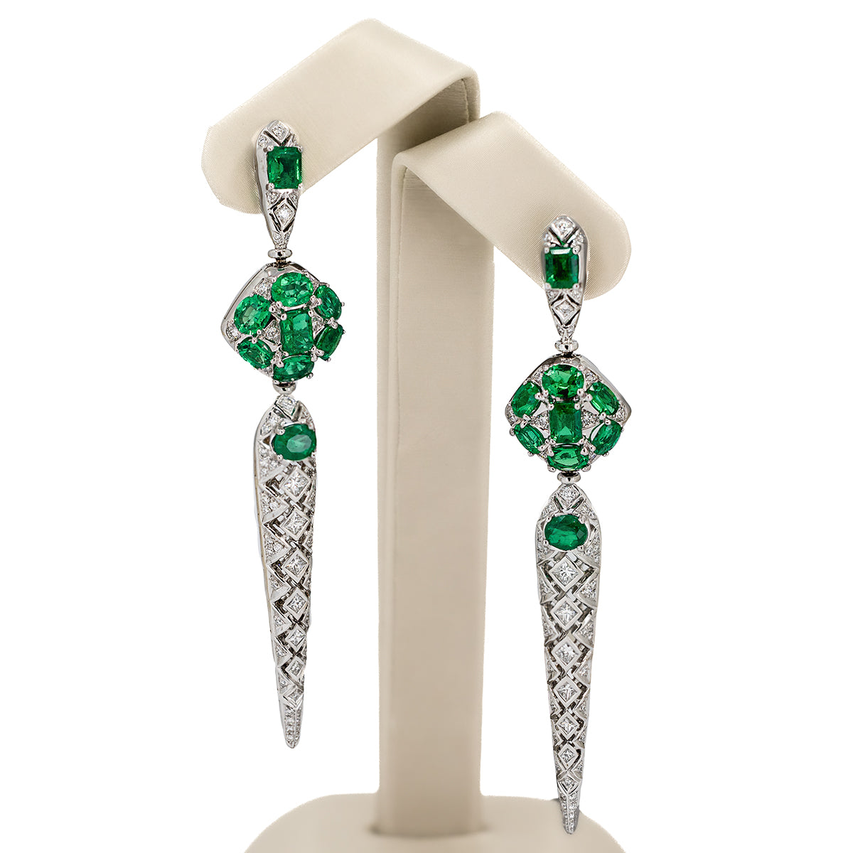 18k Emerald Drop Earrings