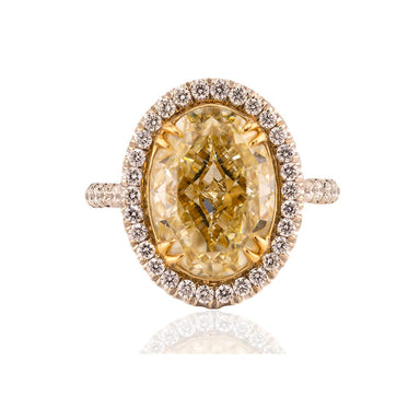 5.80 Ct Light Yellow Oval Ring