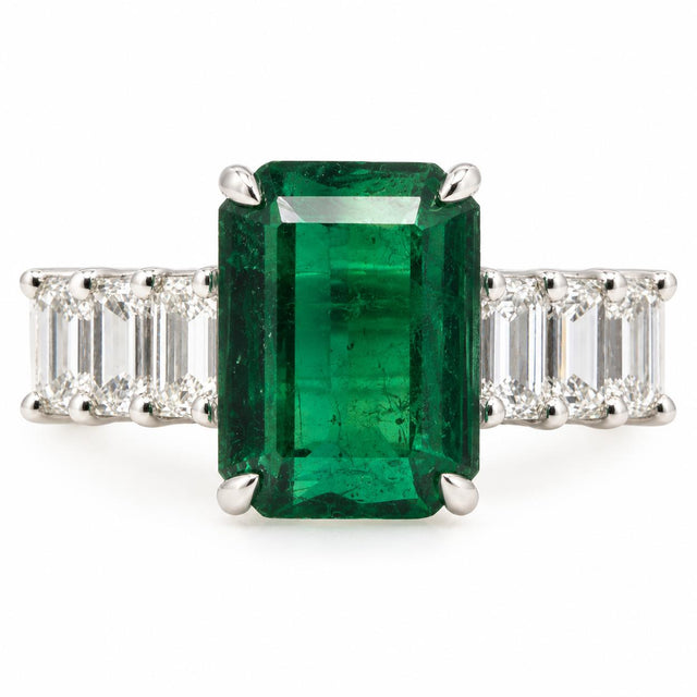 18k Emerald Ring