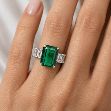18k Emerald Ring