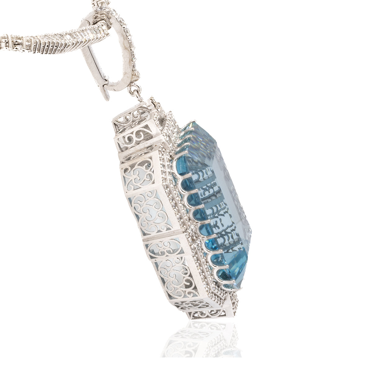 76.57 Santa Maria Aquamarine Pendant