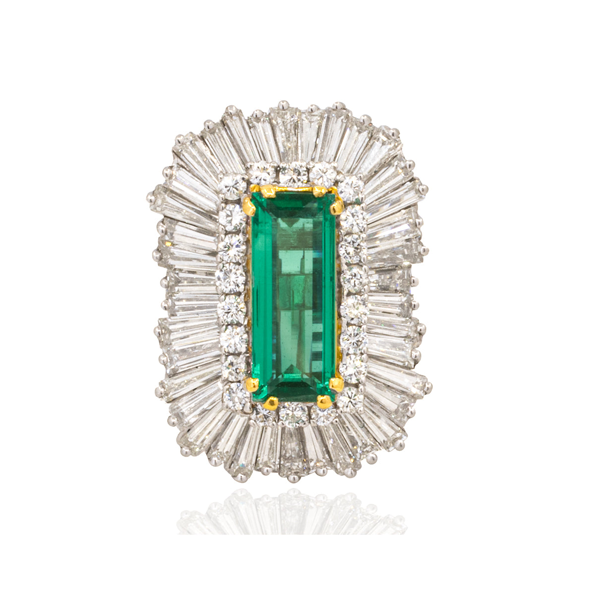 Magnificient Colombian Emerald Ring