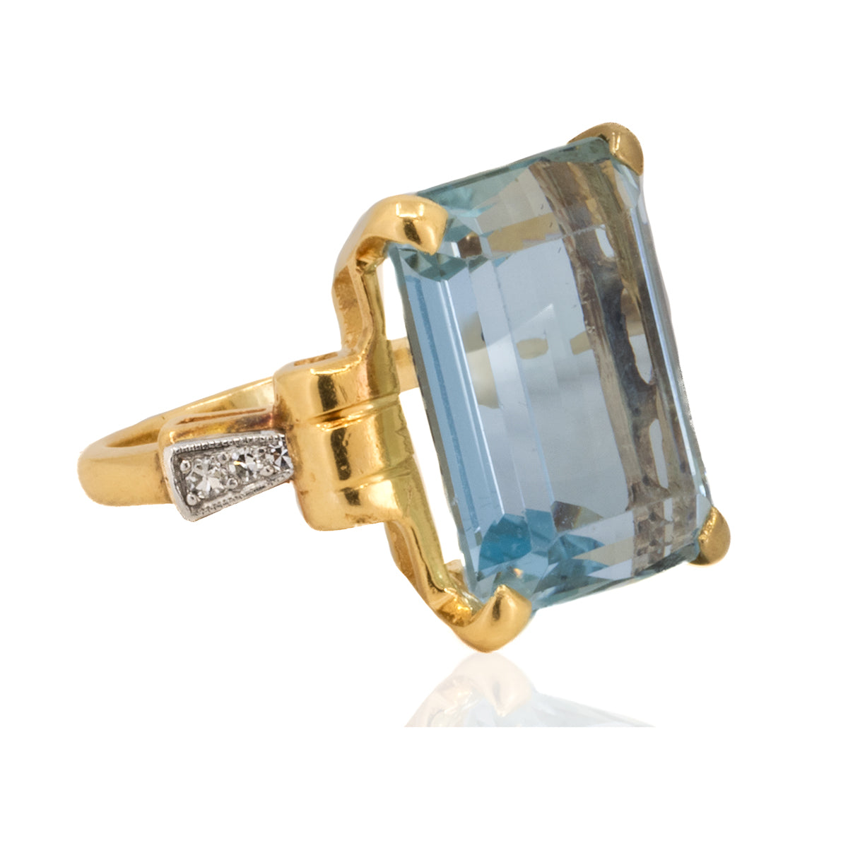 Retro Period Aquamarine Ring