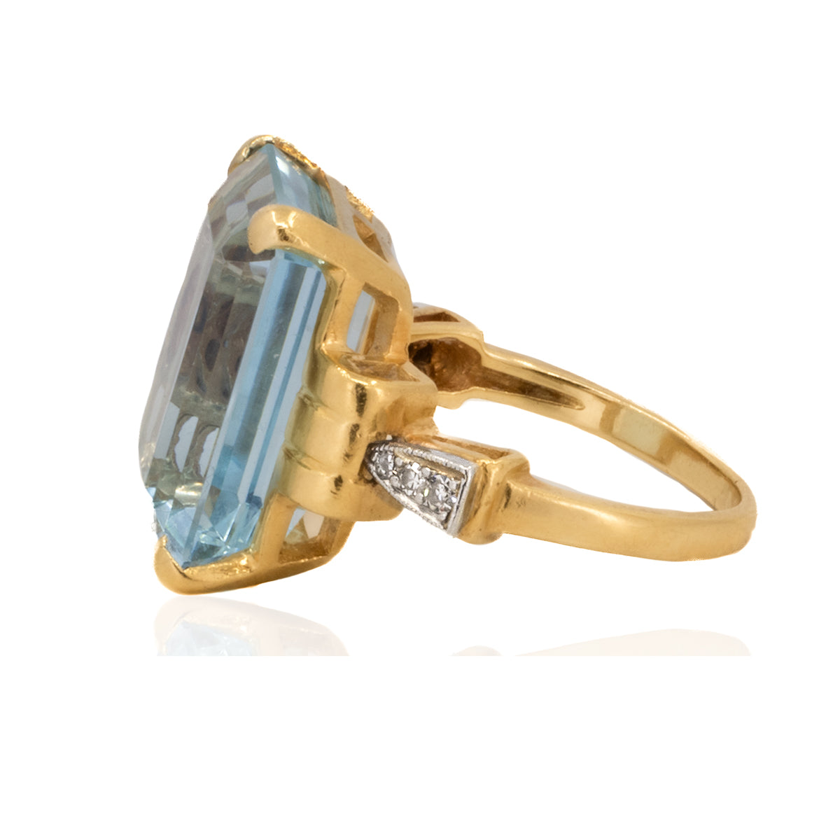 Retro Period Aquamarine Ring