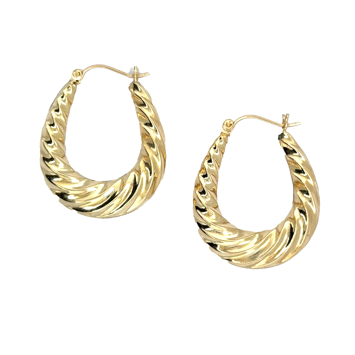 14k Yellow gold light weight hoop earrings. 3.78g