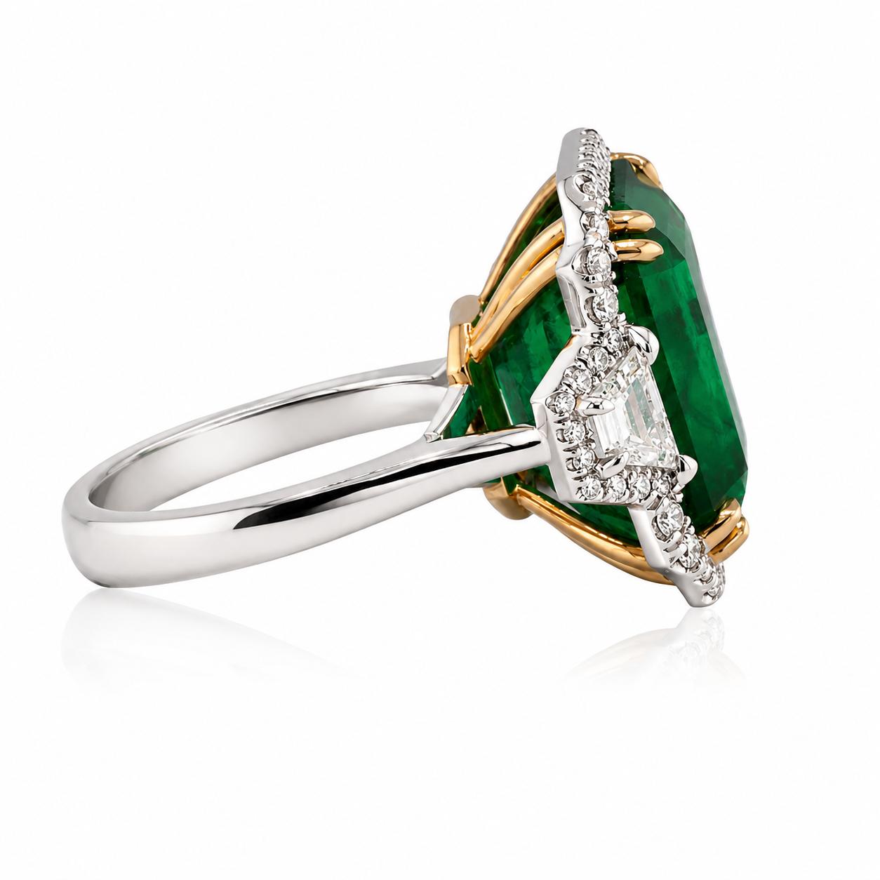 Platinum Emerald Ring