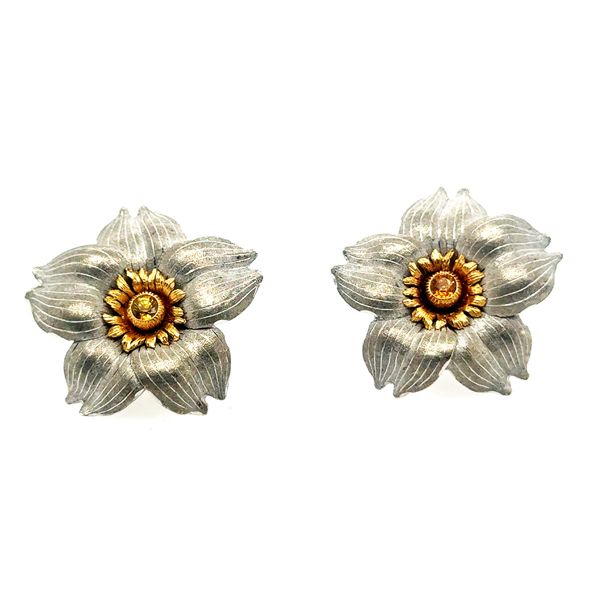 18k Buccellati Flower Earrings