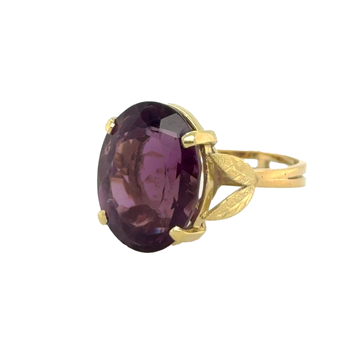 18k Amethyst Ring