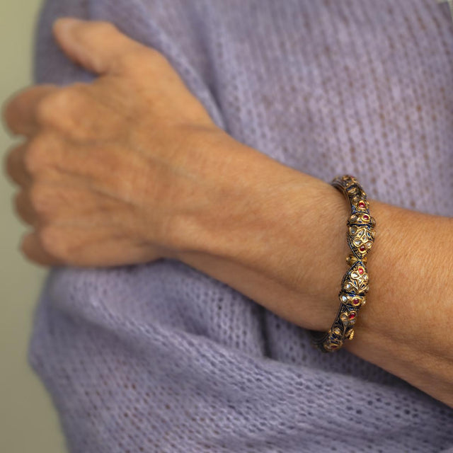 Vintage 22k Mughal Bangle