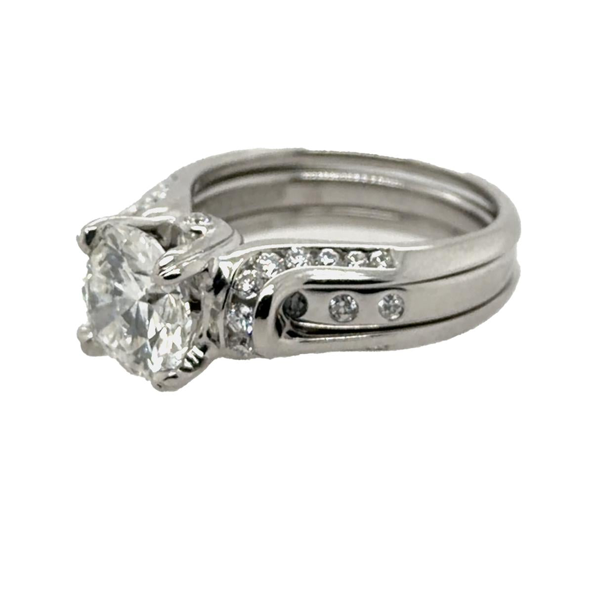 18k White Gold Ring with 2.01ct Diamond SI2 H and Accents