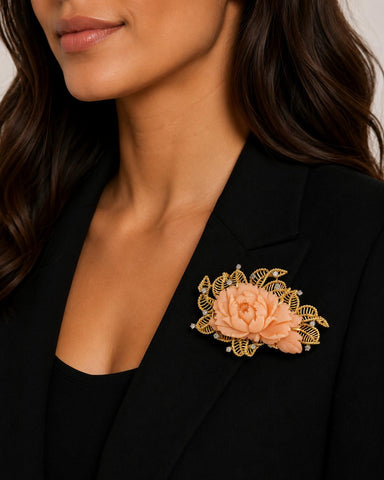 Vintage 18k Gold Angel Skin Coral Brooch