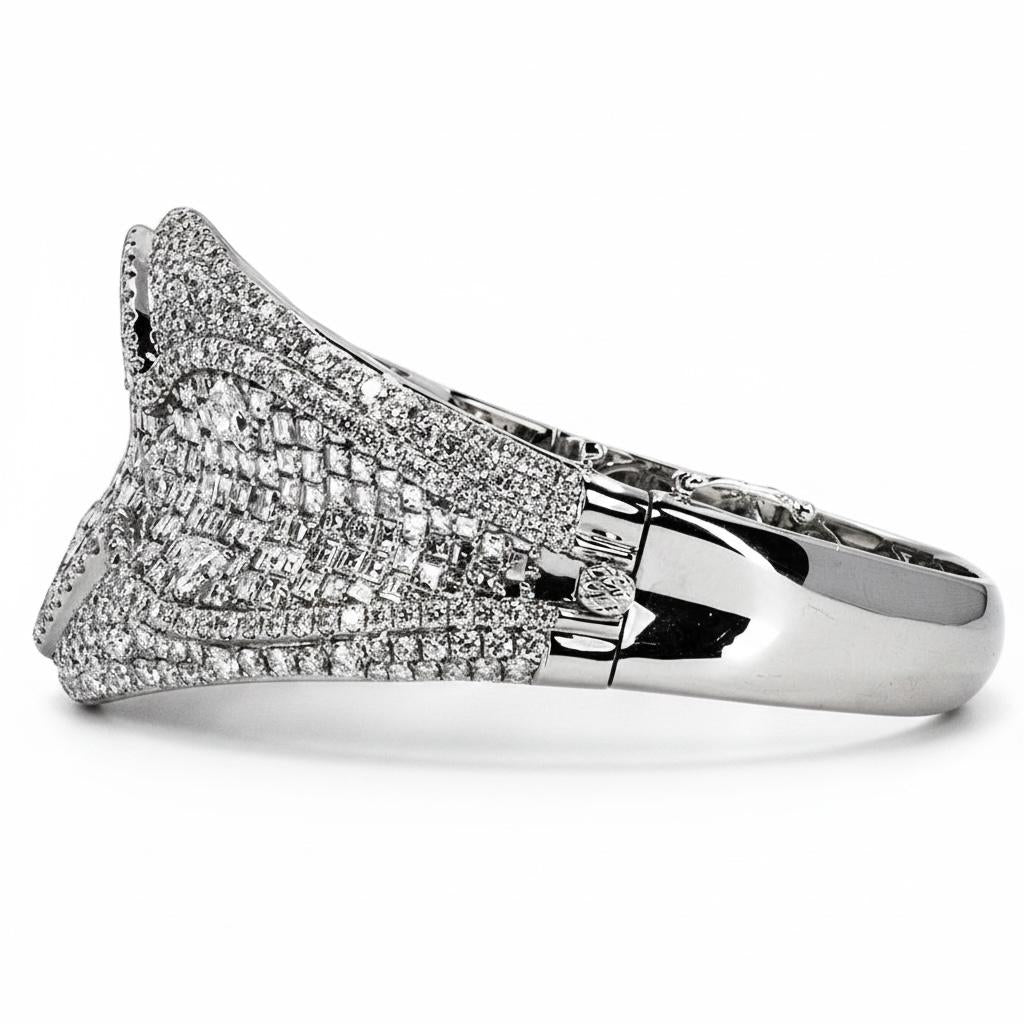 18k DIamond Bangle