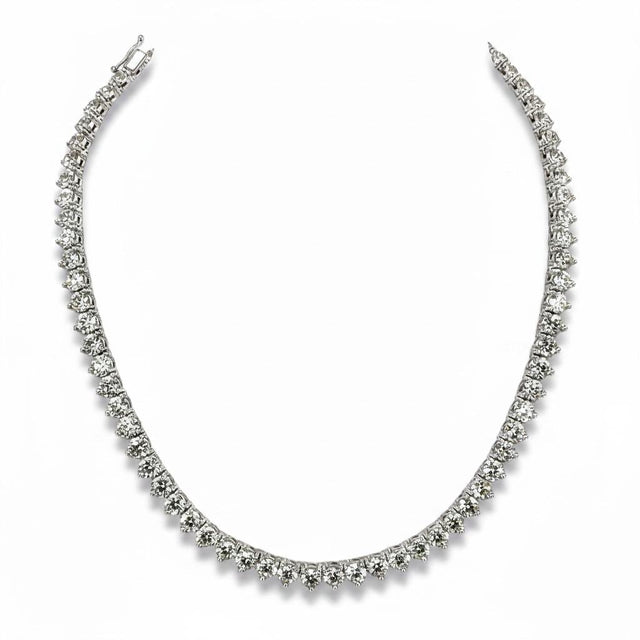 18k White Gold Natural Diamond Necklace
