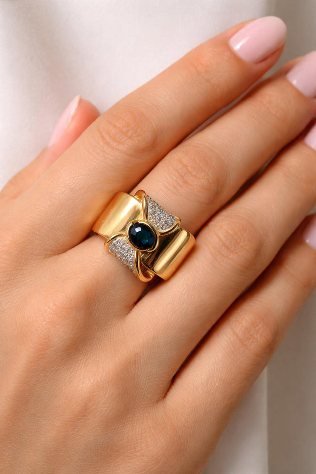 18k Yellow Gold Blue Sapphire and Diamond Ring