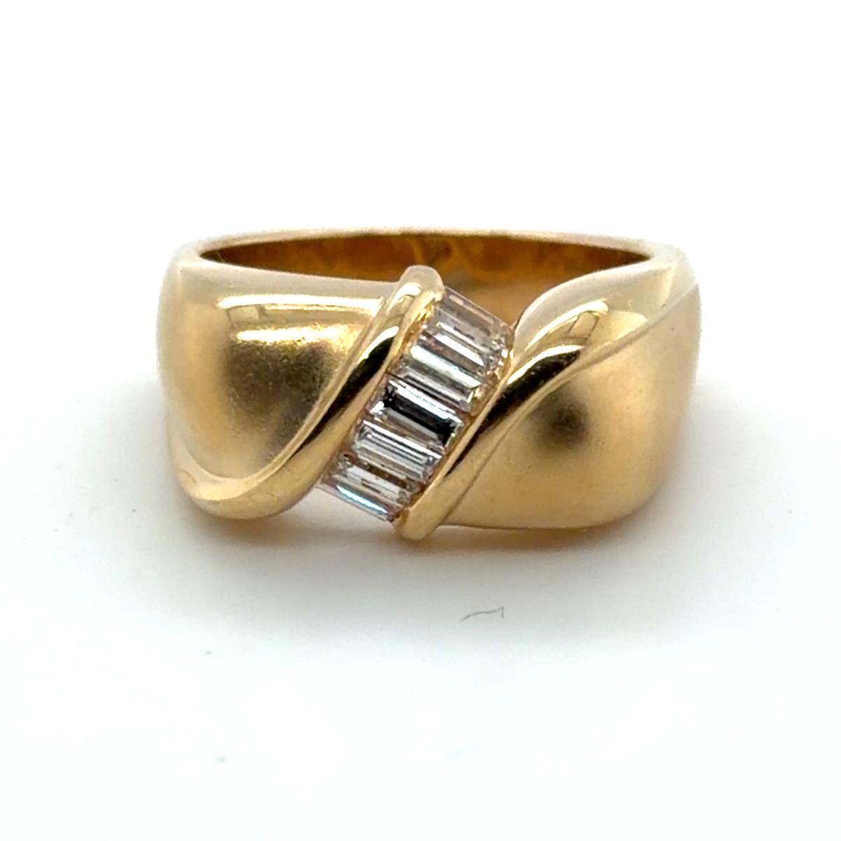 14k Yellow Gold Diamond Ring w