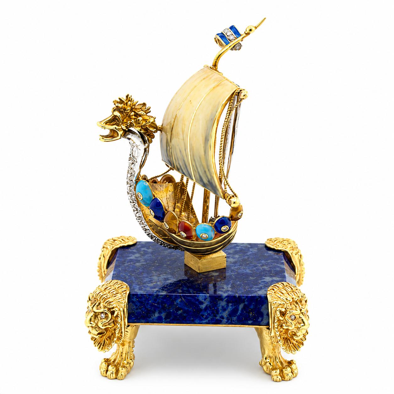 18k Objet d'Art Brooch