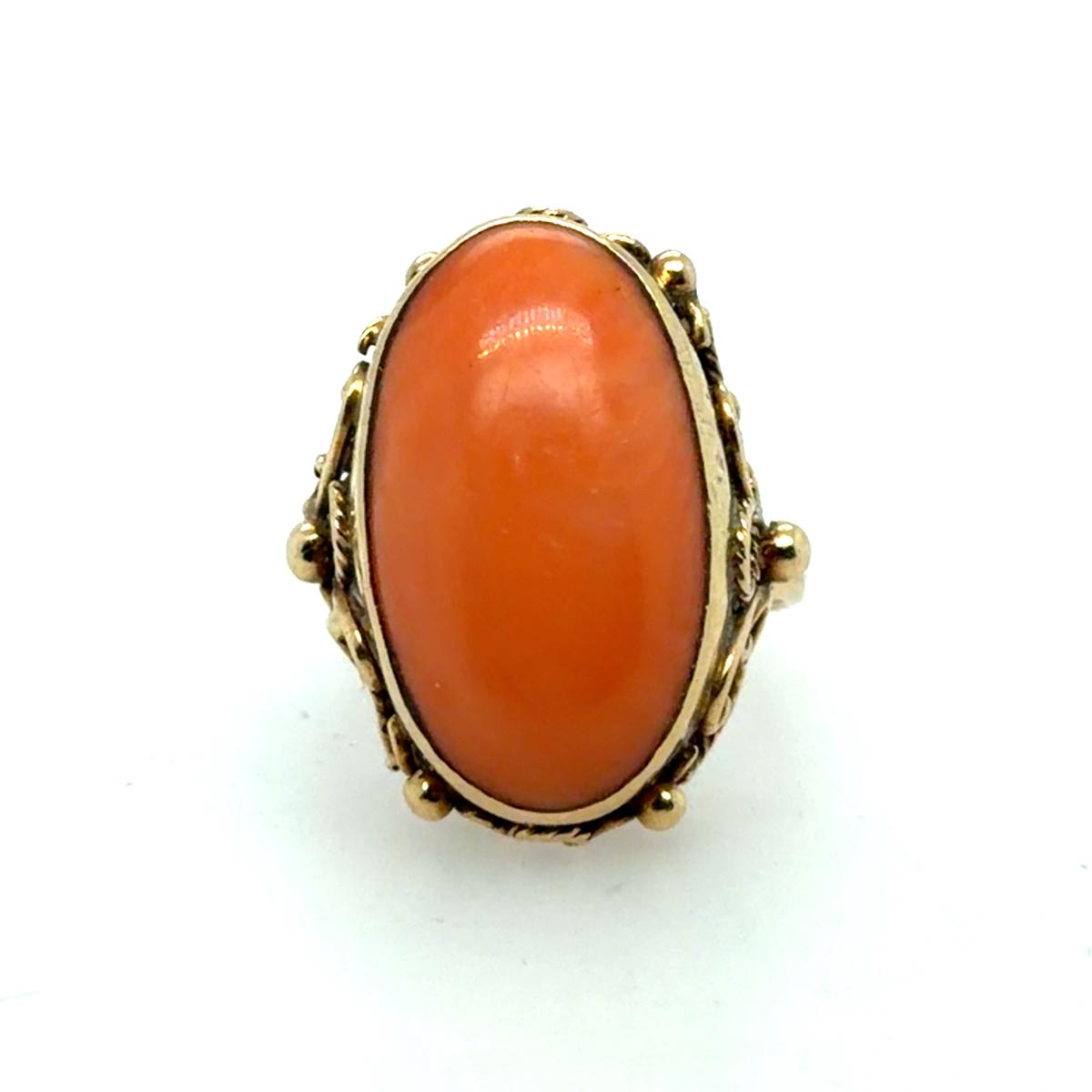 Mid Century 14k Yellow Gold Coral Ring