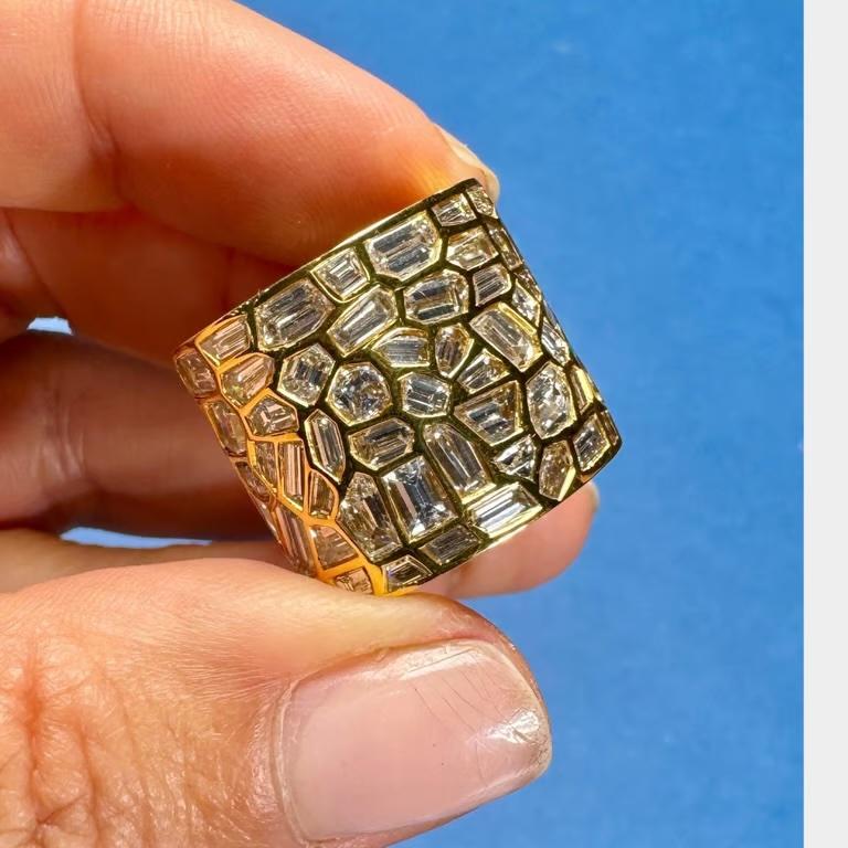 18k Modern Diamond Band