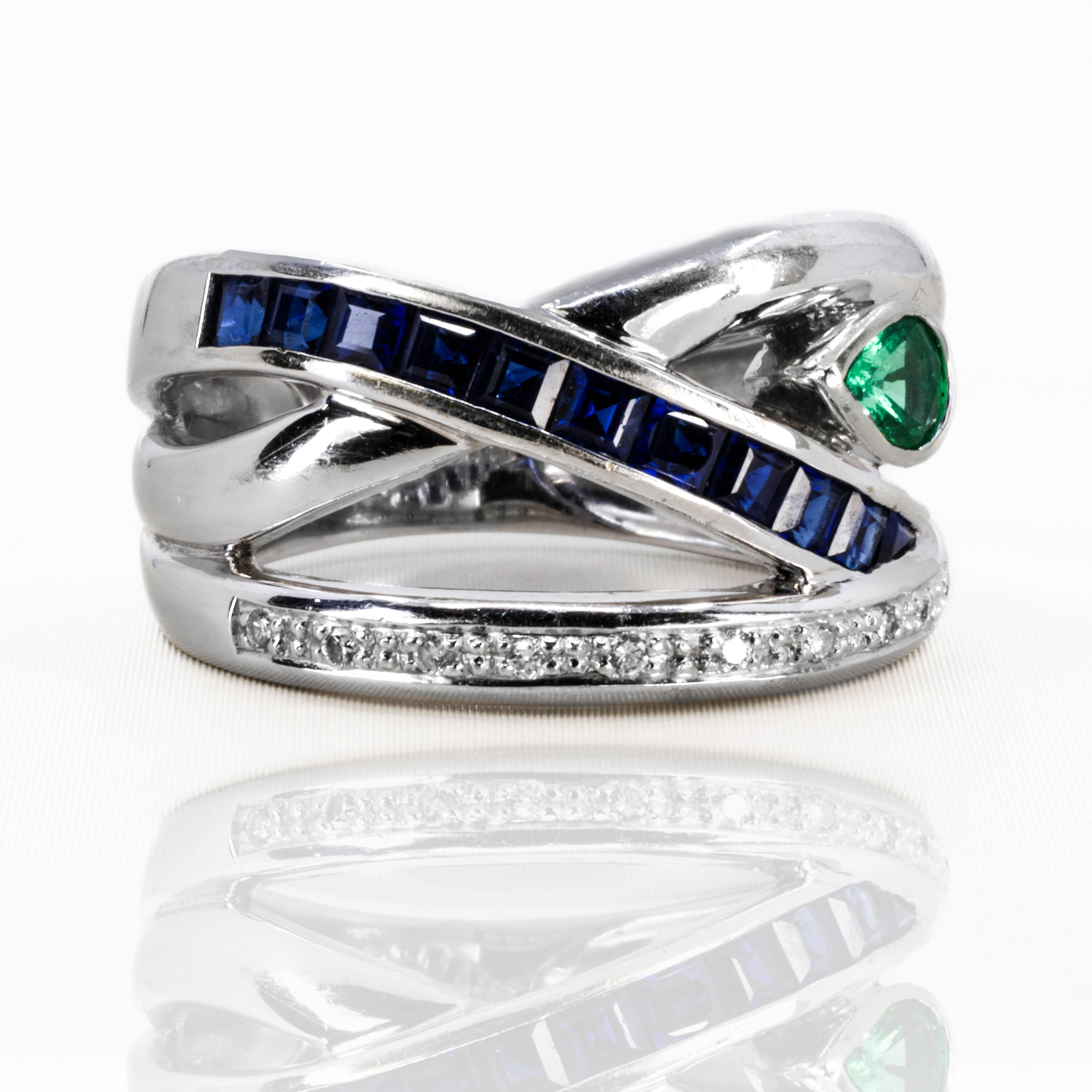Sapphire, Emersld & Diaamond Ring