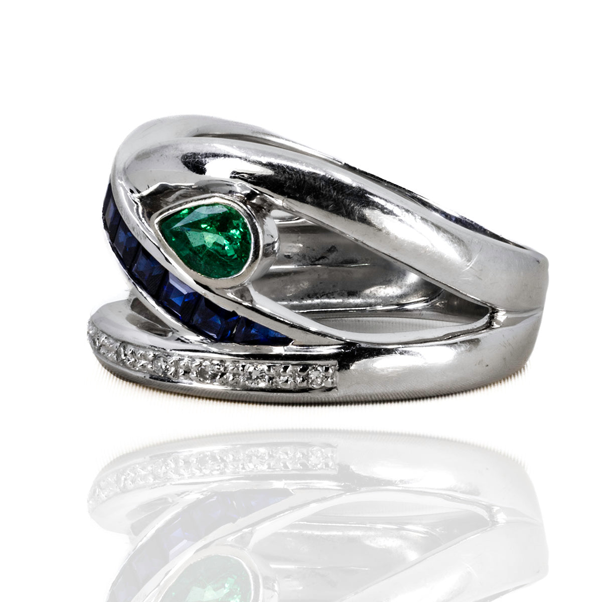 Sapphire, Emersld & Diaamond Ring