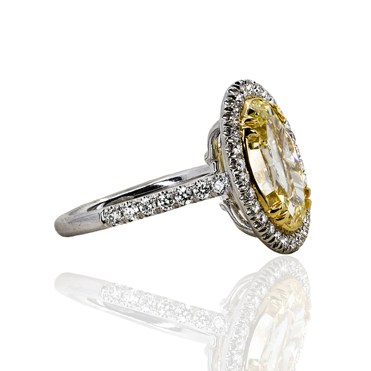 5.80 Light Yellow Oval Ring